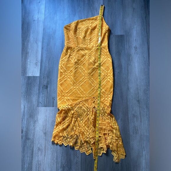 ASOS Lace Midi Dress Yellow One Shoulder NEW 10 Tall - Picture 8 of 10